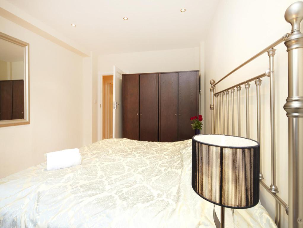 Cumberland Apartments London Room photo